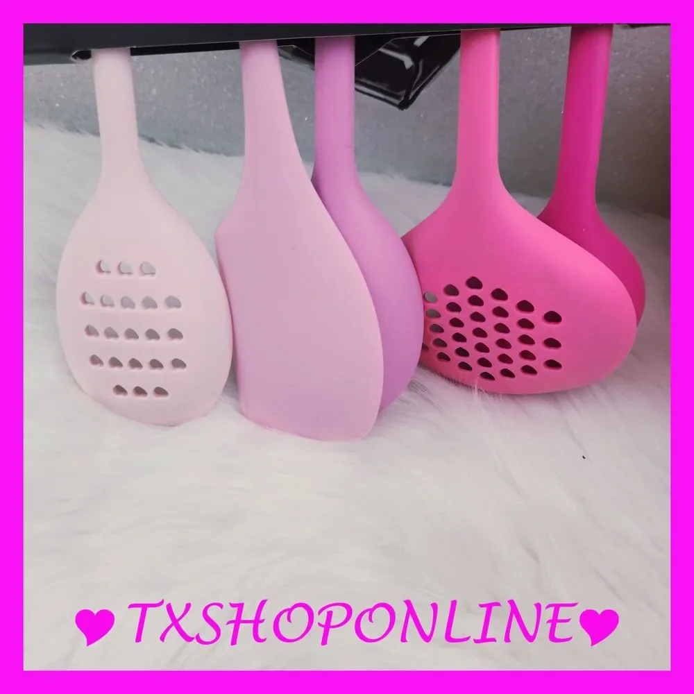 💗🥄Juicy Couture 5 piece silicone utensil set🥄💗